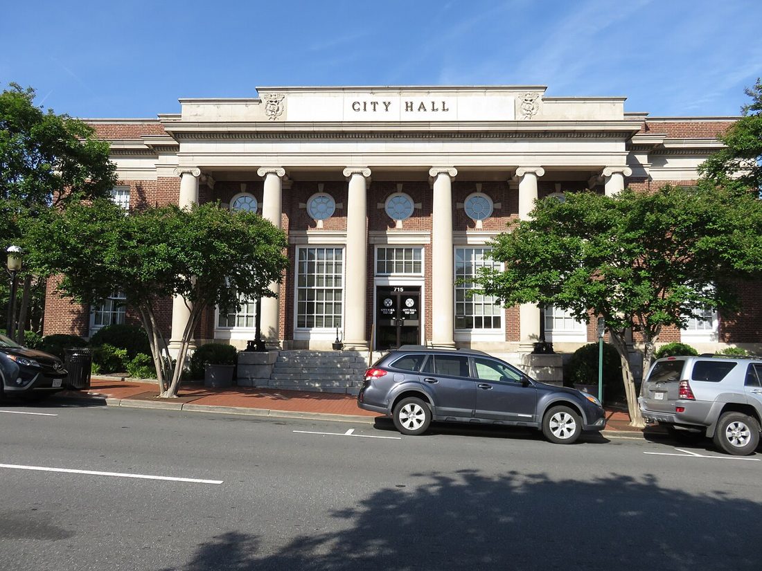 Fredericksburg City Hall in Fredericksburg, Virginia